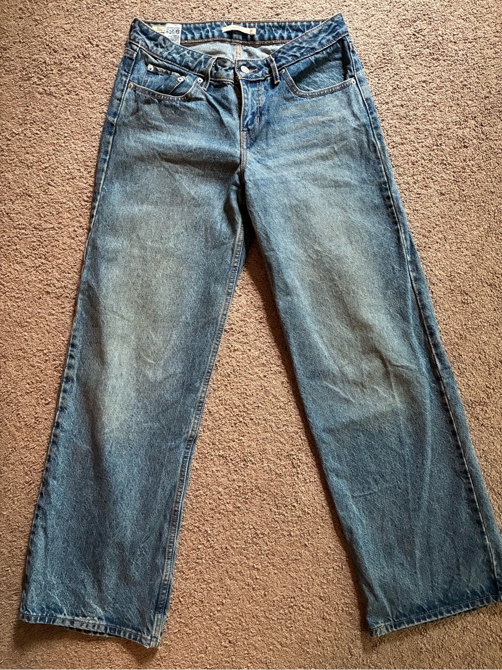 Levi’s Premium Low Loose Jeans Women’s size 8 W28 L32 Y2K Baggy Wide Leg